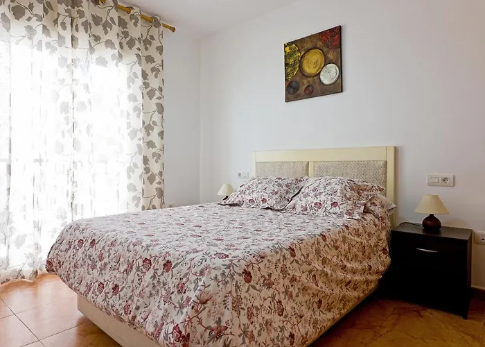 Apartment Relaxing In Parking