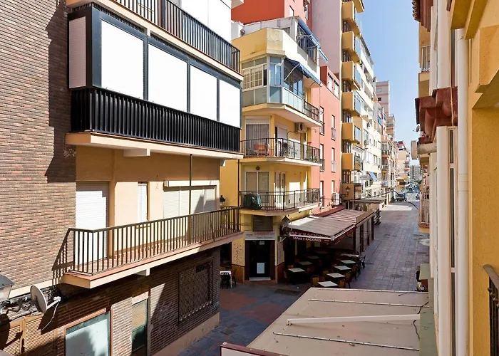 Apartment Relaxing In Parking