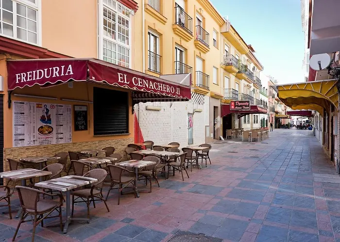 Apartment Relaxing In Parking Fuengirola